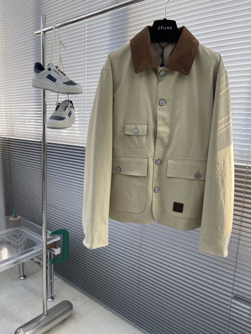 l0vis Vvtt0n outwear